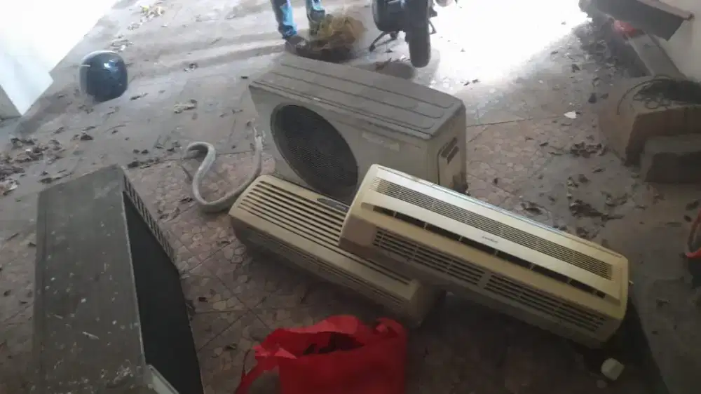 Terima ac bekas rusak