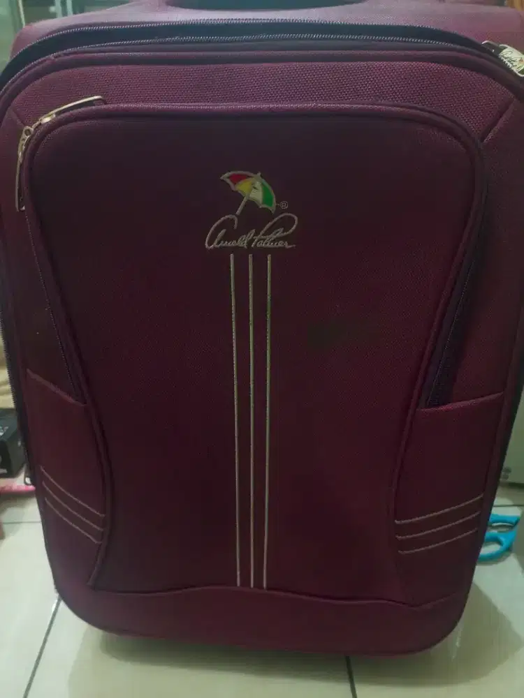 Koper arnold palmer original seleting depannya bermasalah, nett harga