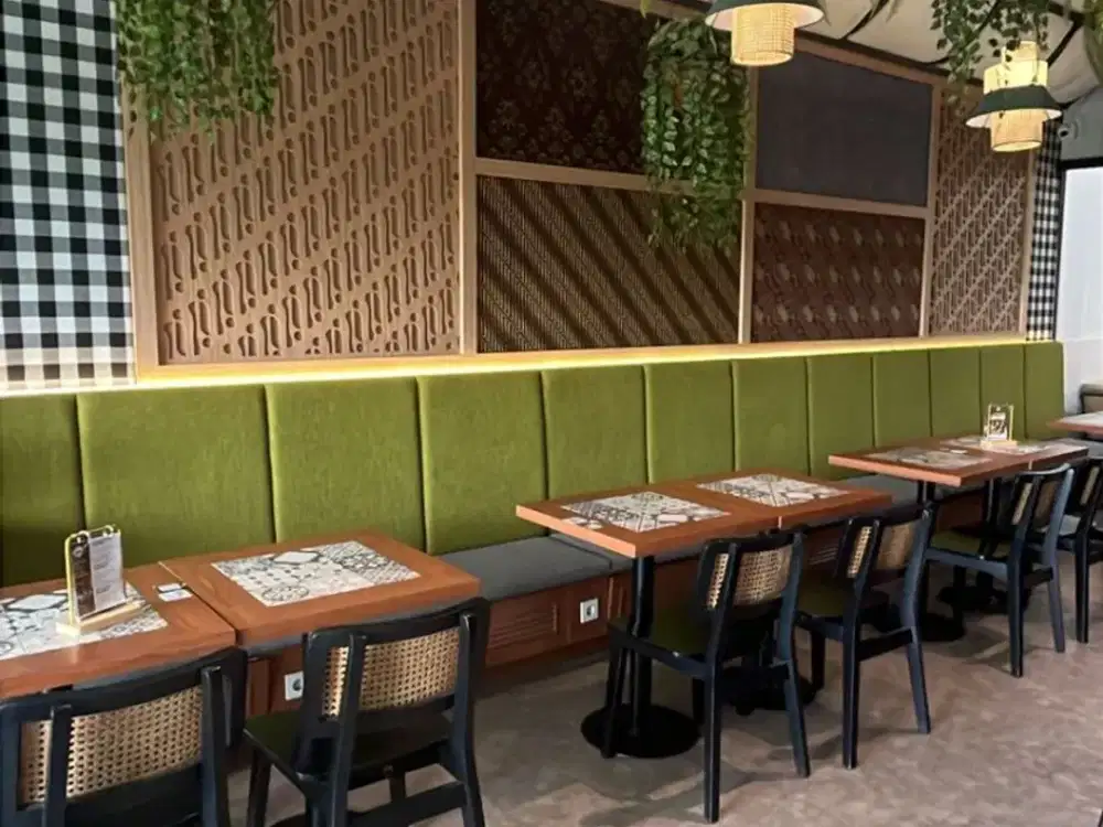 Ruko 2 Lantai Siap Pakai Cocok U/ Kuliner, Klinik Kecandikan, Dll Lokasi Strategis di Suntet Avenue Hadap Danau Citra 8 Jakarta Barat