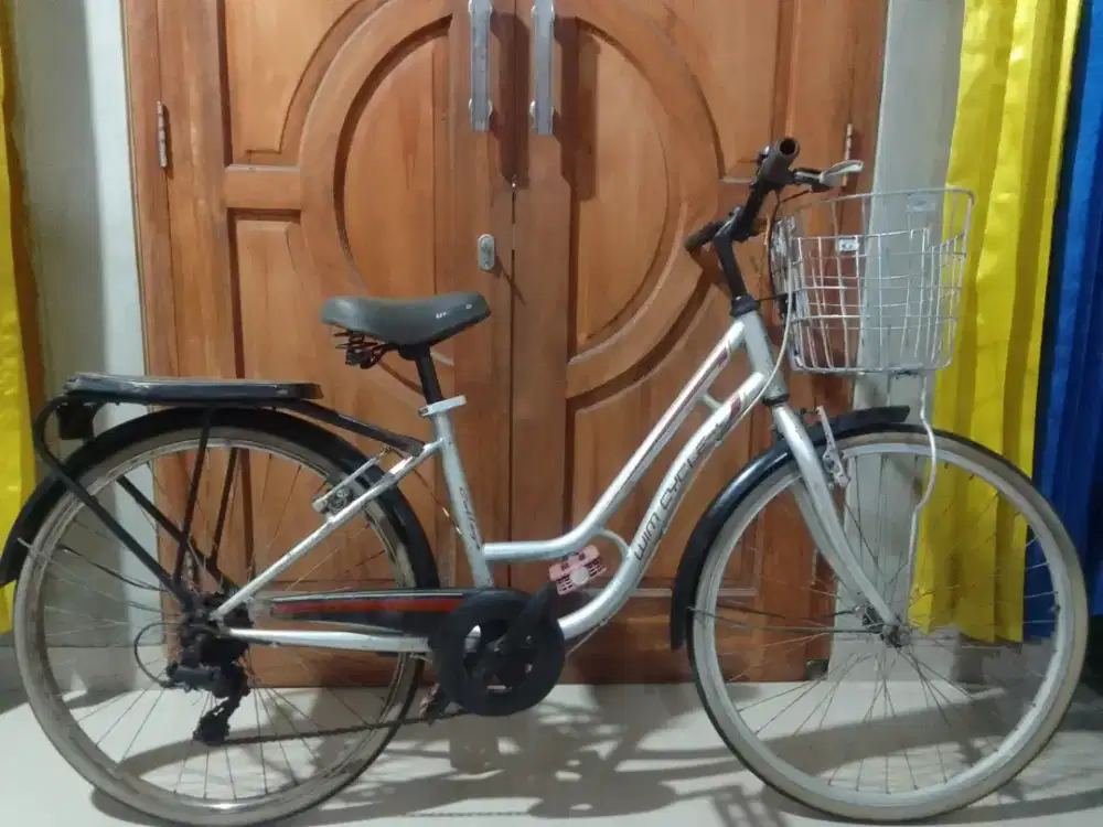 Sepeda keranjang wimcycle 24