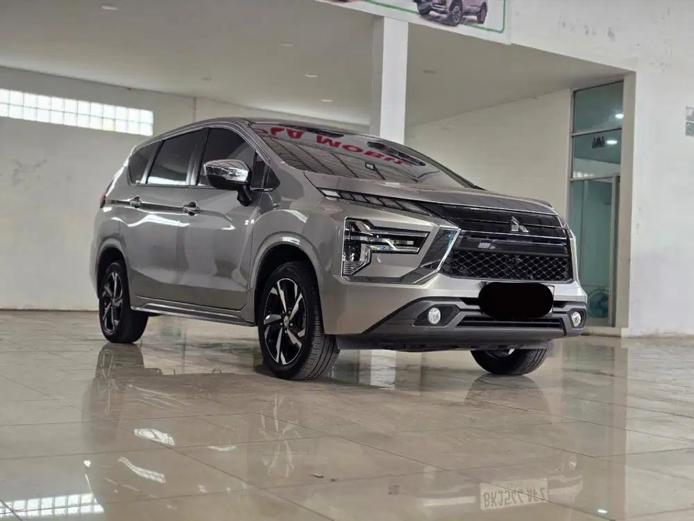 Mitsubishi Xpander Ultimate AT Matic 2025