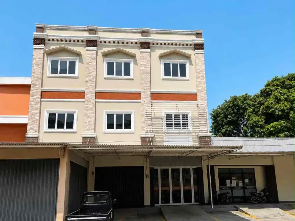 Dijual 3 Ruko gandeng + bangunan samping Taman Surya Kalideres