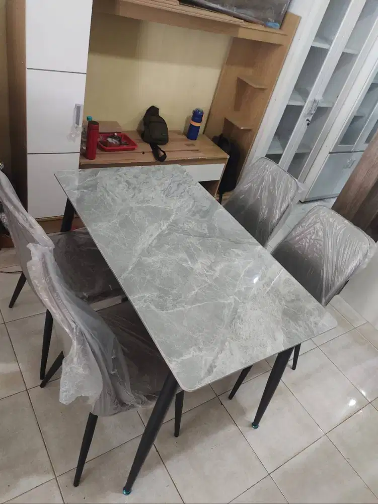 Meja Makan Marmer Importa Kursi 4