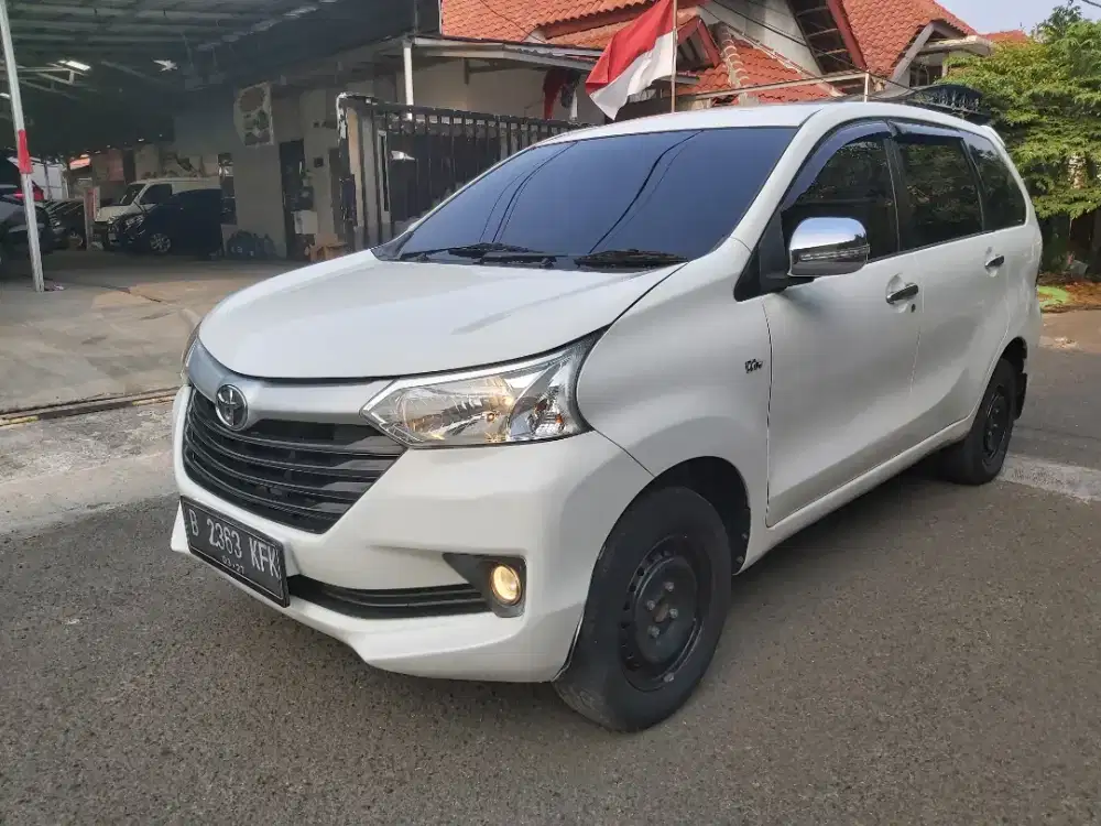 TDP 5 JUTA TOYOTA AVANZA NEW 1.3 E AT 2017 PUTIH