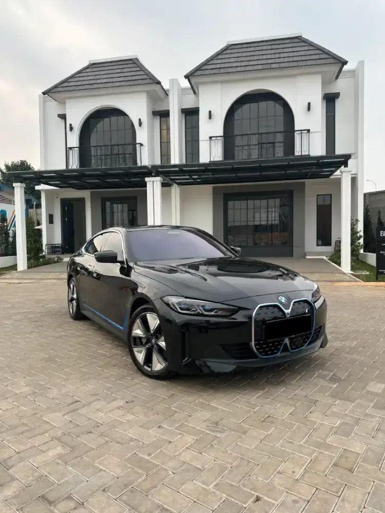 BMW i4 eDrive 35 , EV , listrik 2024
