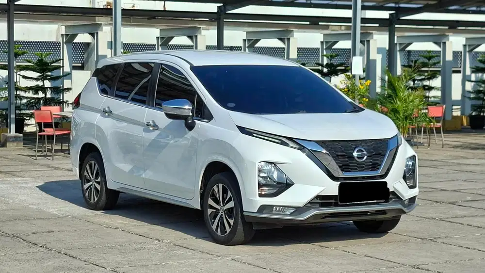 Nissan Livina VL Automatic 2019