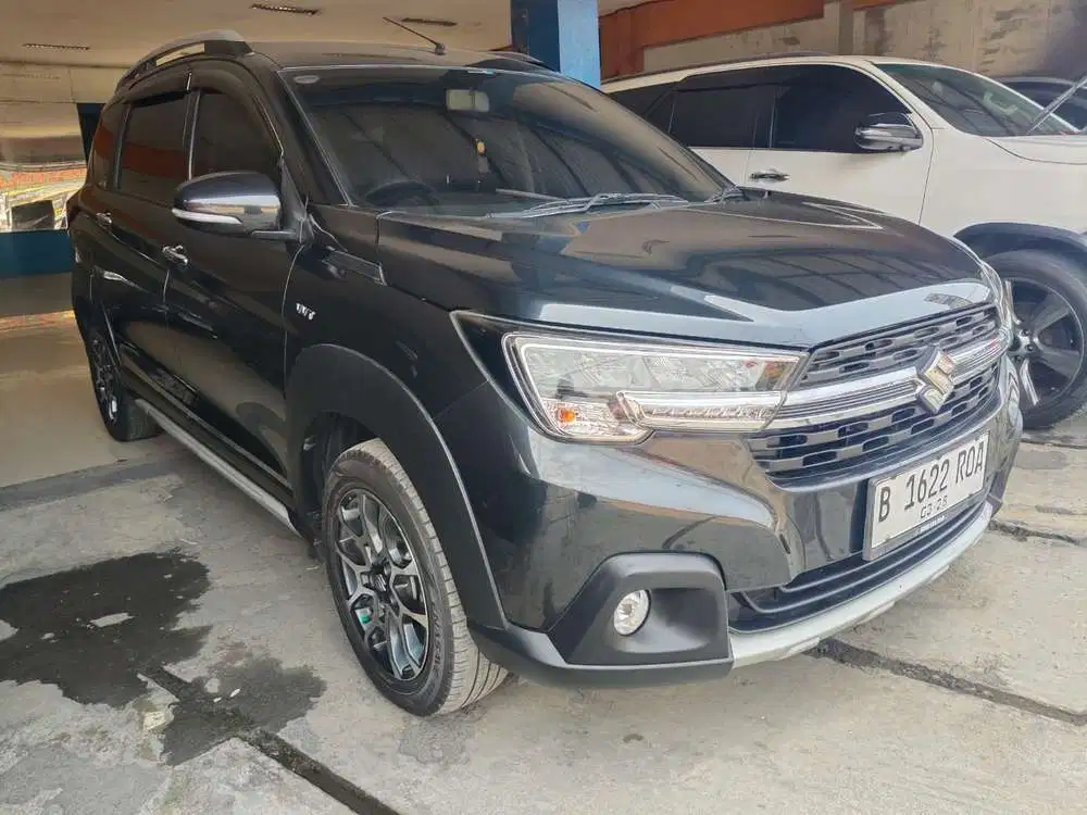 Suzuki XL7 2023 Bensin