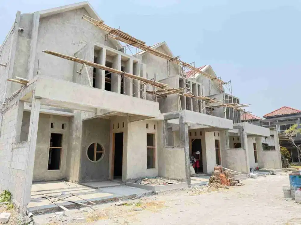 Rumah Baru Dekat Kampus UNS dan Rs Moewardi 1.5 Lantai proses finishing