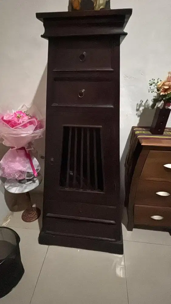 LEMARI JATI (kabiner vintage dark wood colonial style)