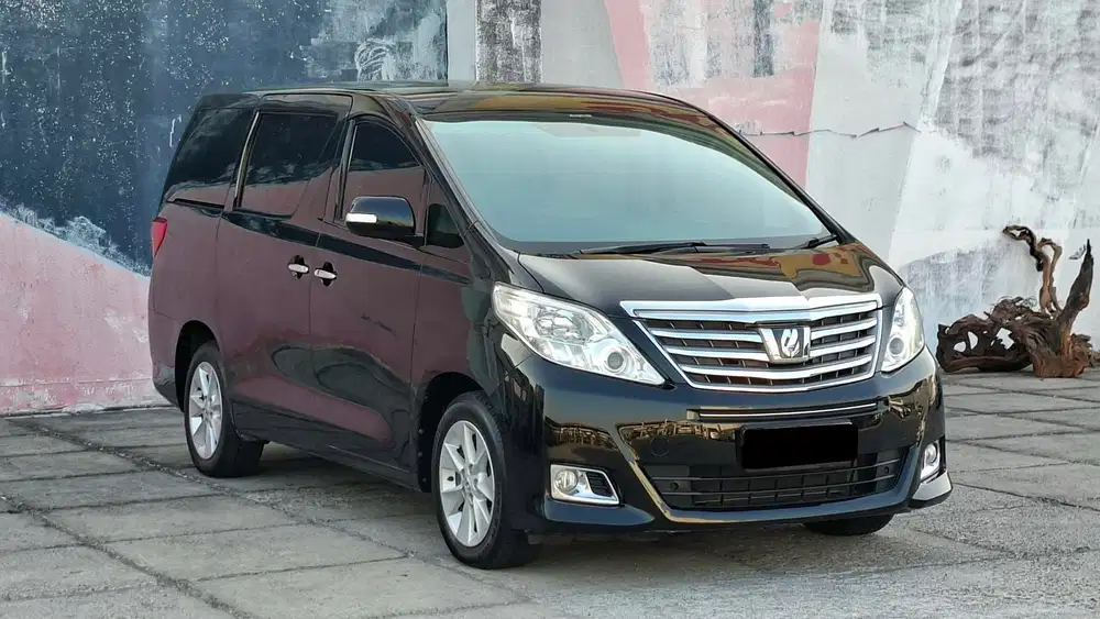 Toyota Alphard X 2012