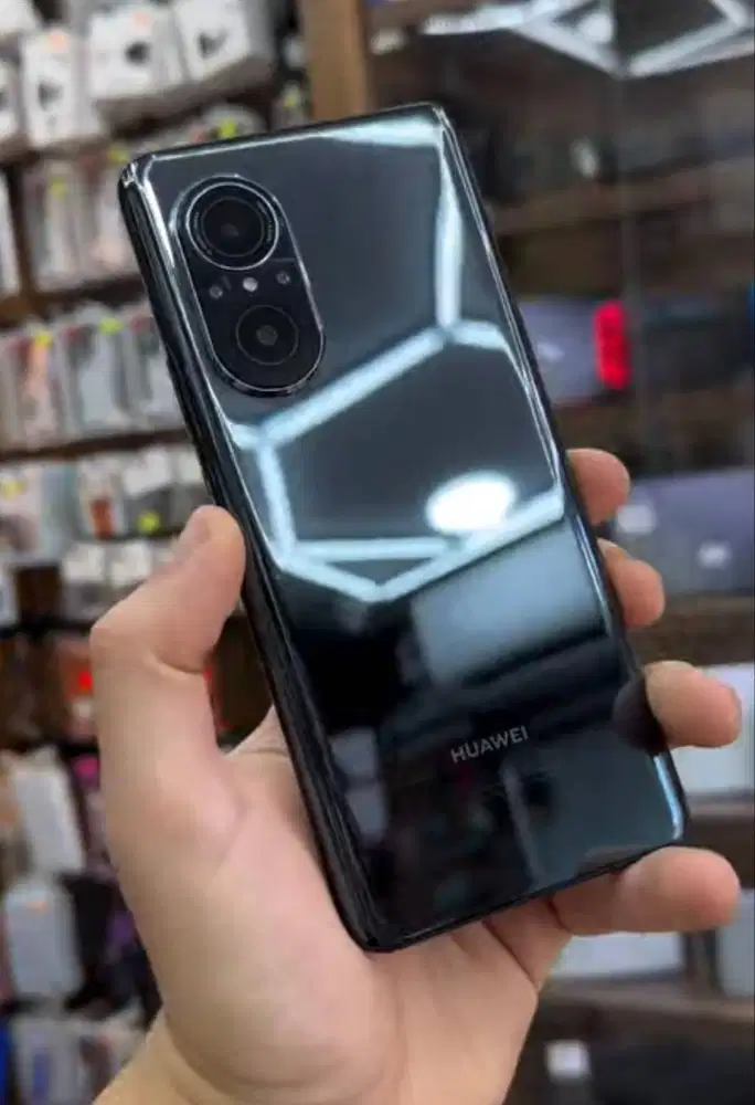 Huawei Nova 9 second