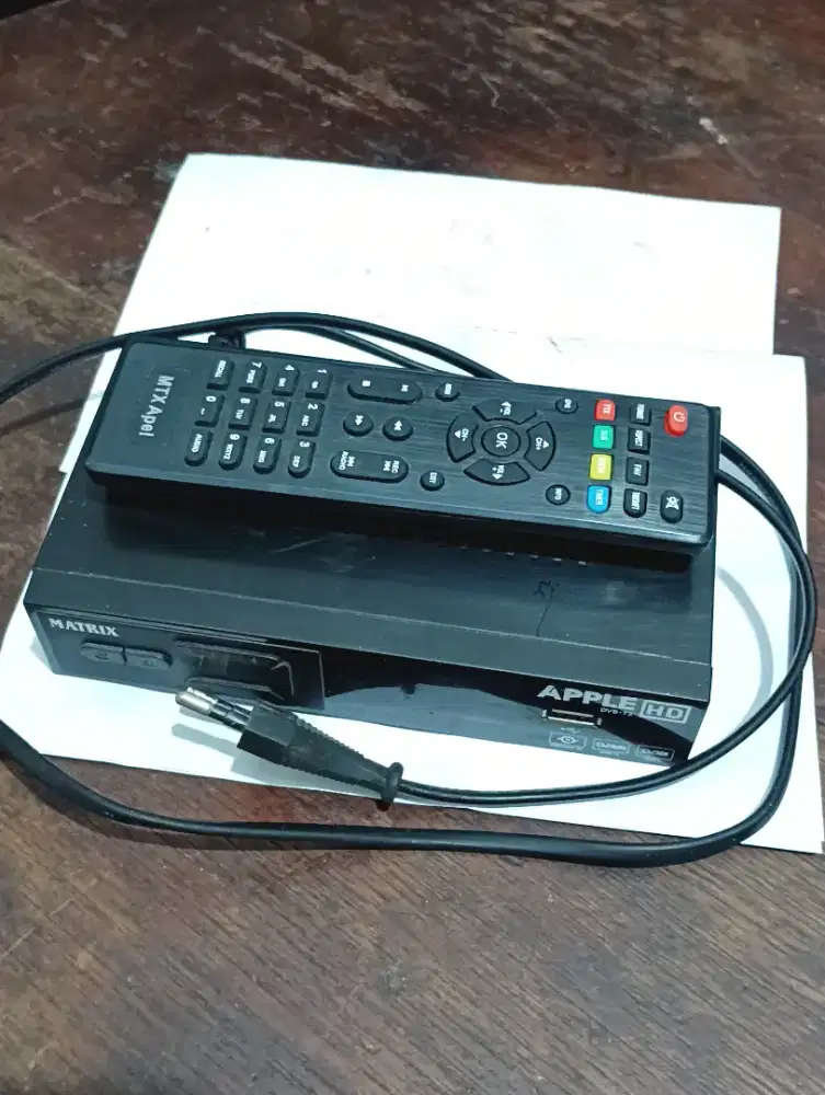 STB TV digital dvb-T2 merk APPLE HD normal