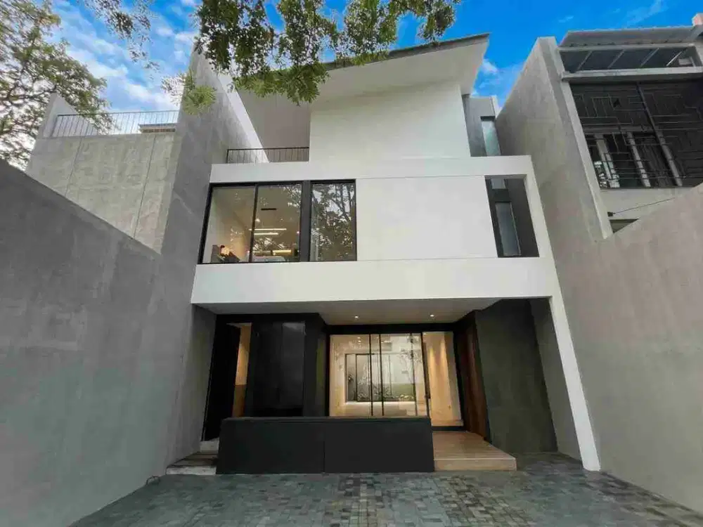 Rumah siap huni di Bsd Delatinos Serpong Tangsel