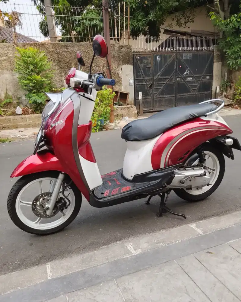 Jual Scoopy Karbu 2011