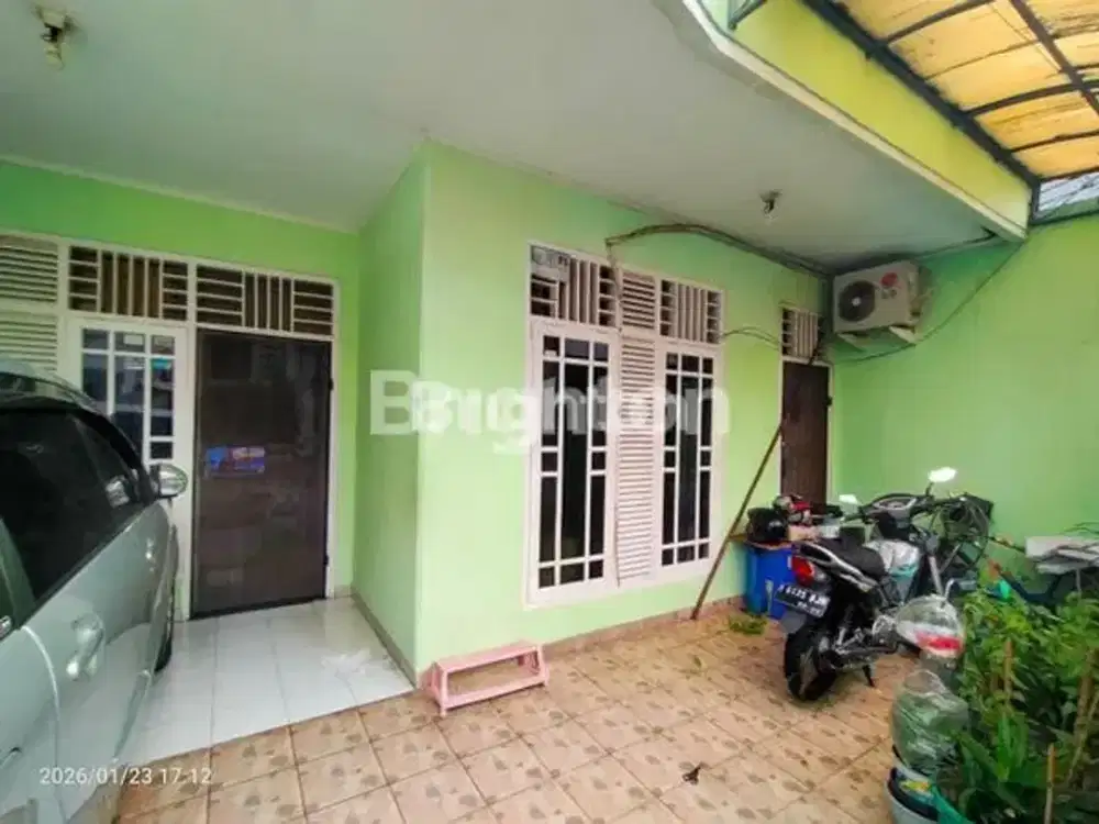 Rumah 2 lantai Tanjung Duren 7X11 harga Di bawah 2M Row jalan 1 Mobil