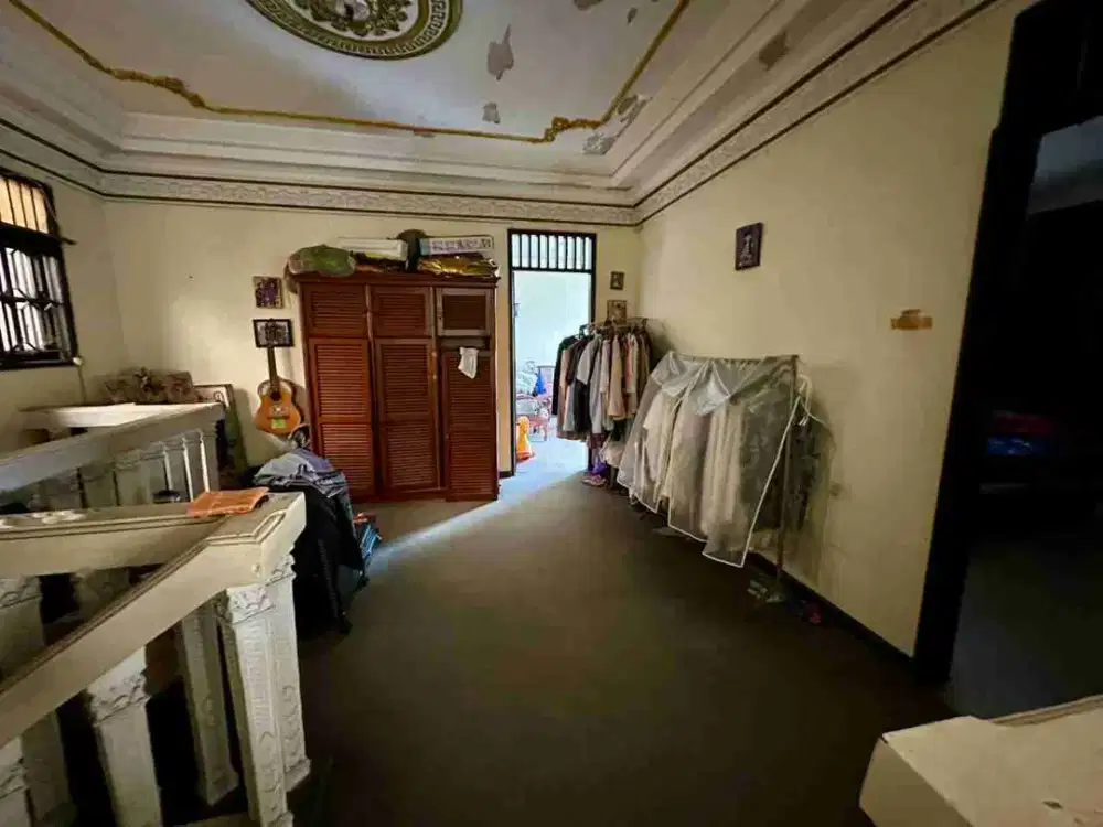 rumah 2 lantai siap huni di mampang prapatan xv jakarta selatan