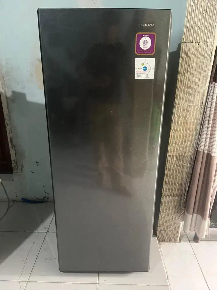 Dijual Freezer SHARP