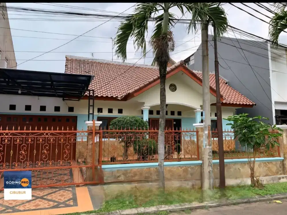 Dijual Rumah Terawat Siap Huni di Raffles Hills Cibubur