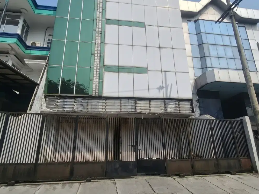 Sewa Ruko 4 Lantai Nol Jalan Raya di Surabaya Perak Barat