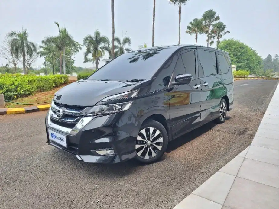 LOW DP Nissan Serena 2.0 Highway Star Bensin-AT 2019 FNI