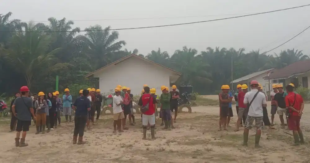 Dibutuhkan lajang atau suami istri
