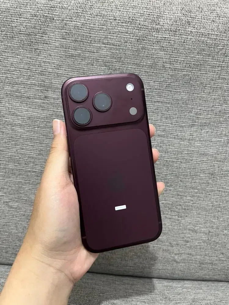 Iphone 18 pro 256 burgundy baru buka segel banyak free nya