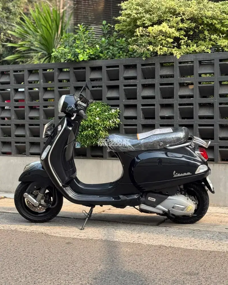 VESPA LX 125 iGET 2017 TERMURAH