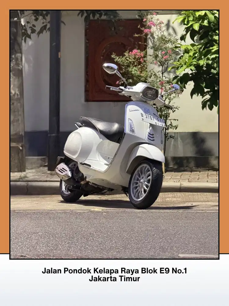 TERMURAH PIAGGIO VESPA SPRINT 150 3V IE TAHUN 2015 WHITE INNOCENZA