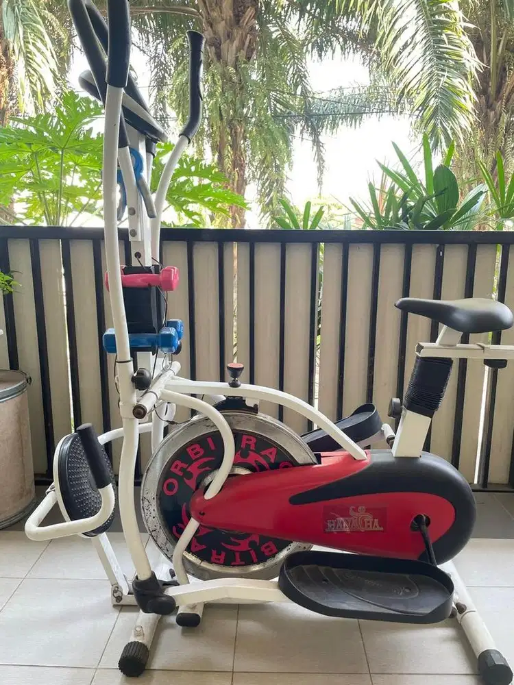 SEPEDA STATIS FITNES BEKAS