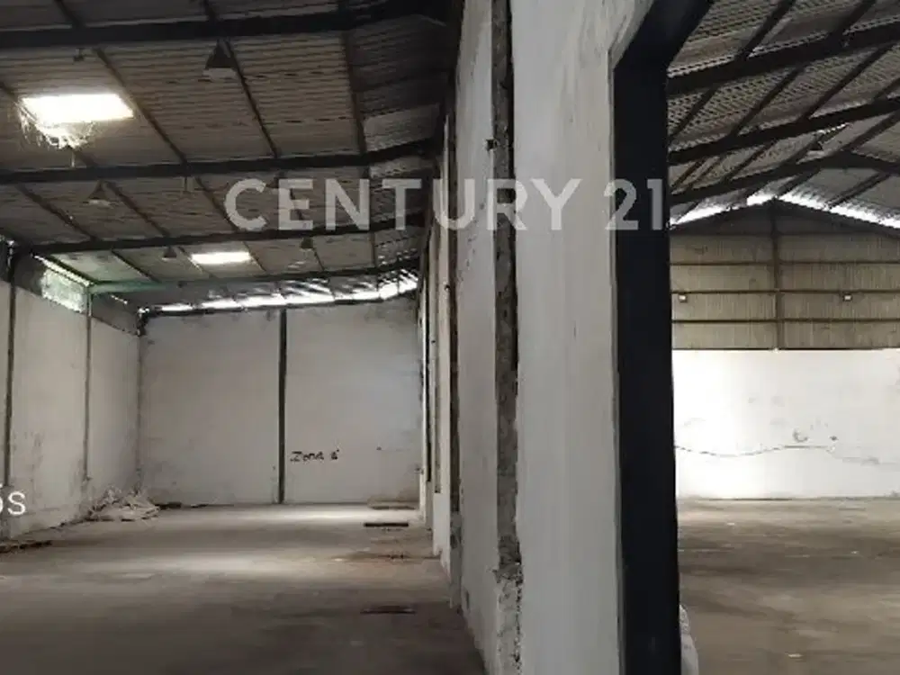 Rare! Gudang Strategis di Cilincing, LT 2.028 m², LB 1.365 m², 1 Lantai, SHM, Harga 18 M