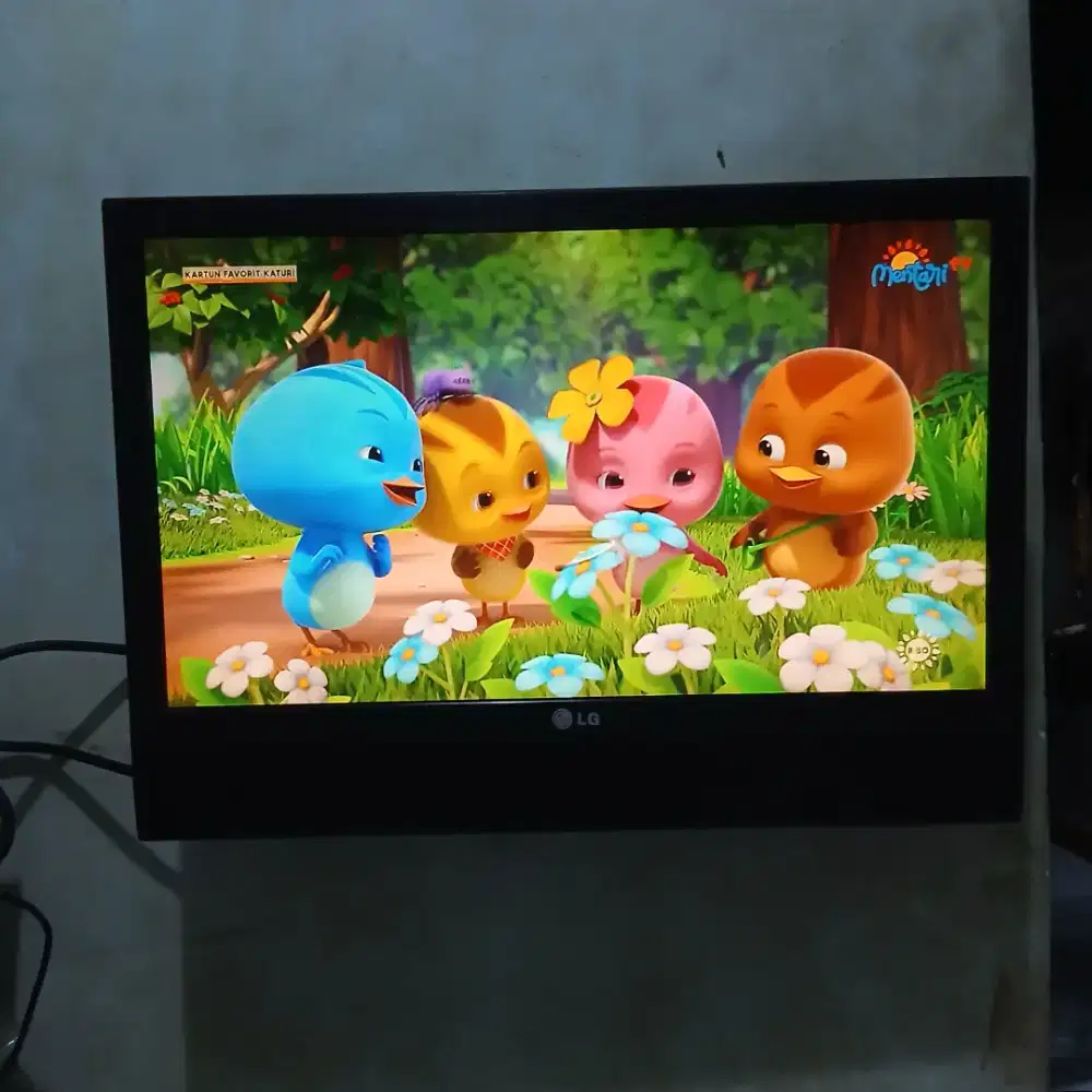 Tv led lg 22 inci