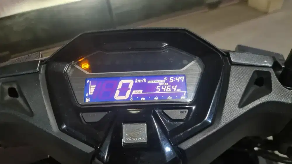 Dijual Vario 160 tahun 2023 super mulus