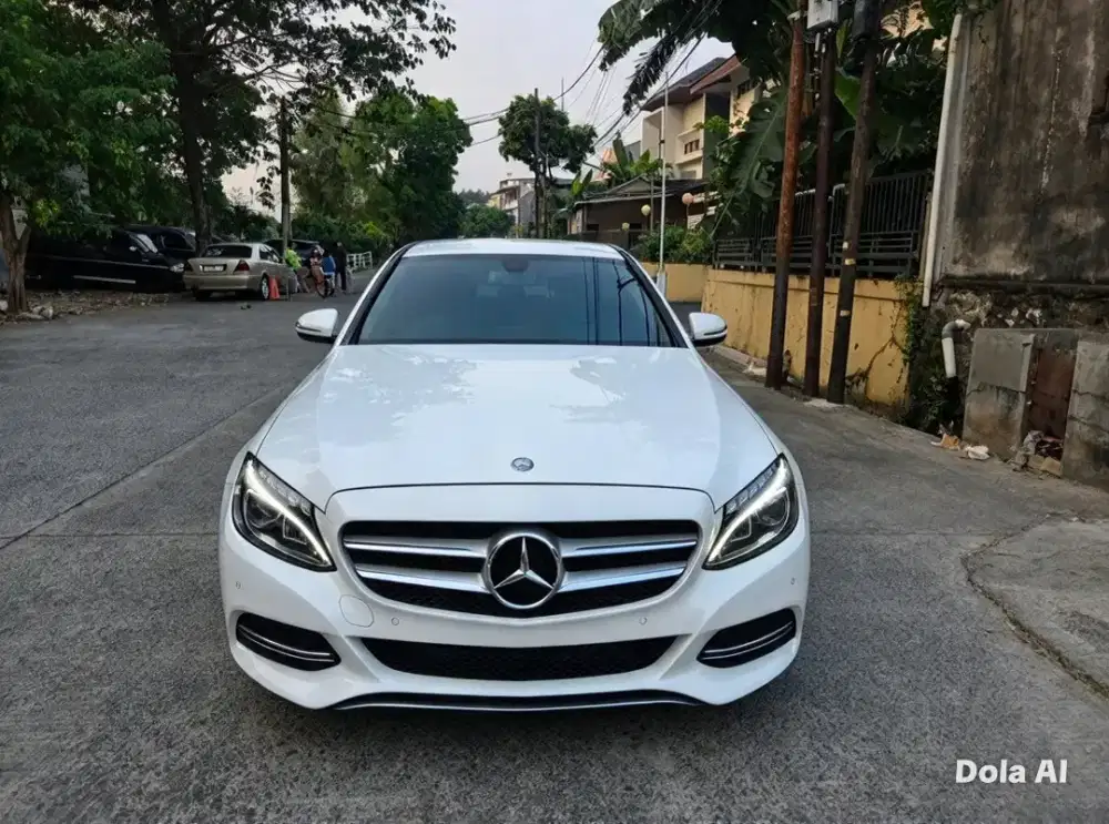 MERCEDES BENZ C200 CBU