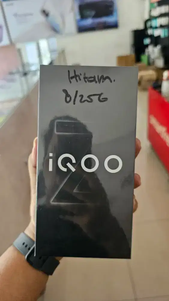 Kredit hp iqoo z 16gb 256gb bebas bunga free 2x angsuran