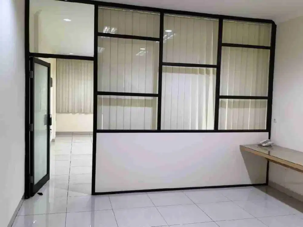 Disewakan Ruko 5 Lantai siap pakai , cocok buat kantor