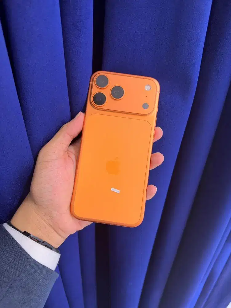 Apple Iphone 17 Pro max 512gb Orange 97% Mulus fullset ex ibox