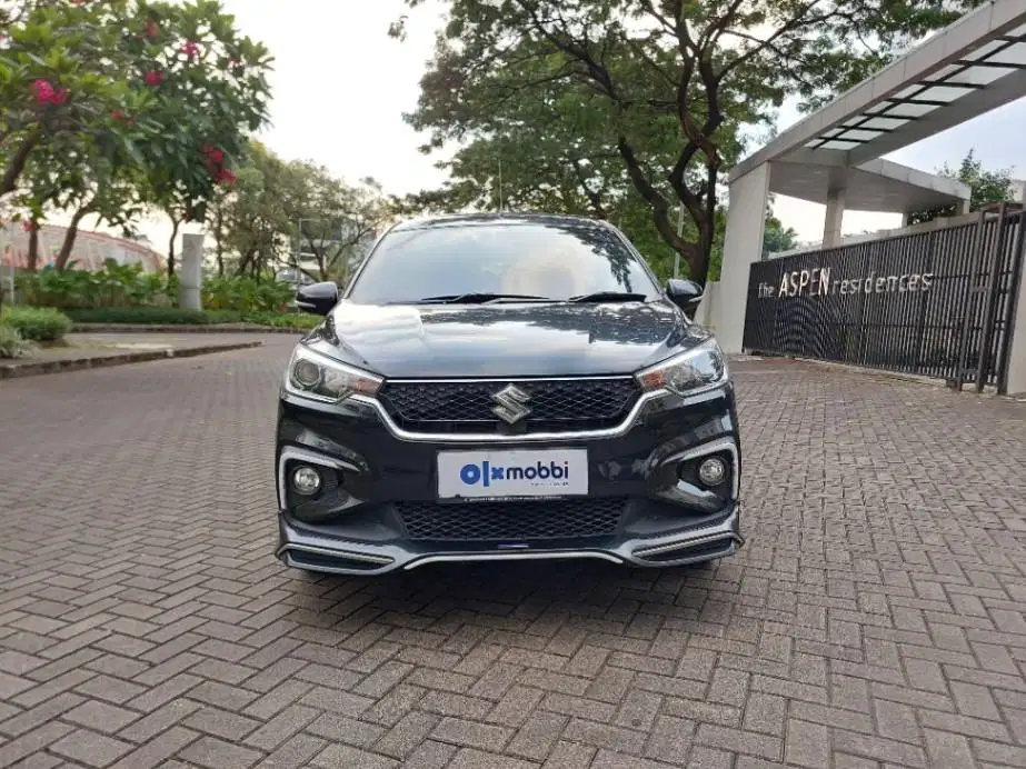 DP 10 JT Suzuki Ertiga 1.5 Sport Bensin-AT Hitam 2019