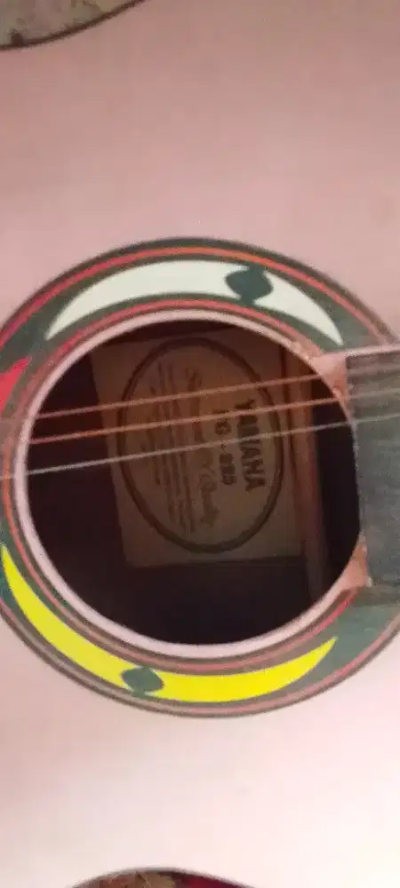 Gitar bekas buat pemula