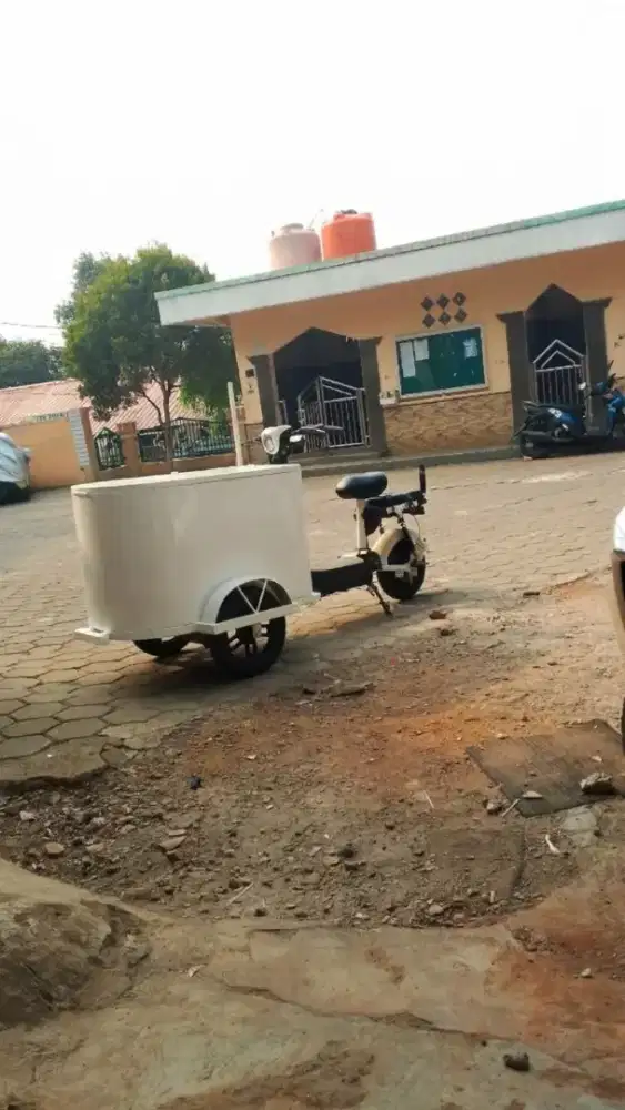 Gerobak motor listrik