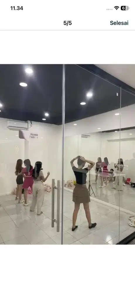 Host live dance