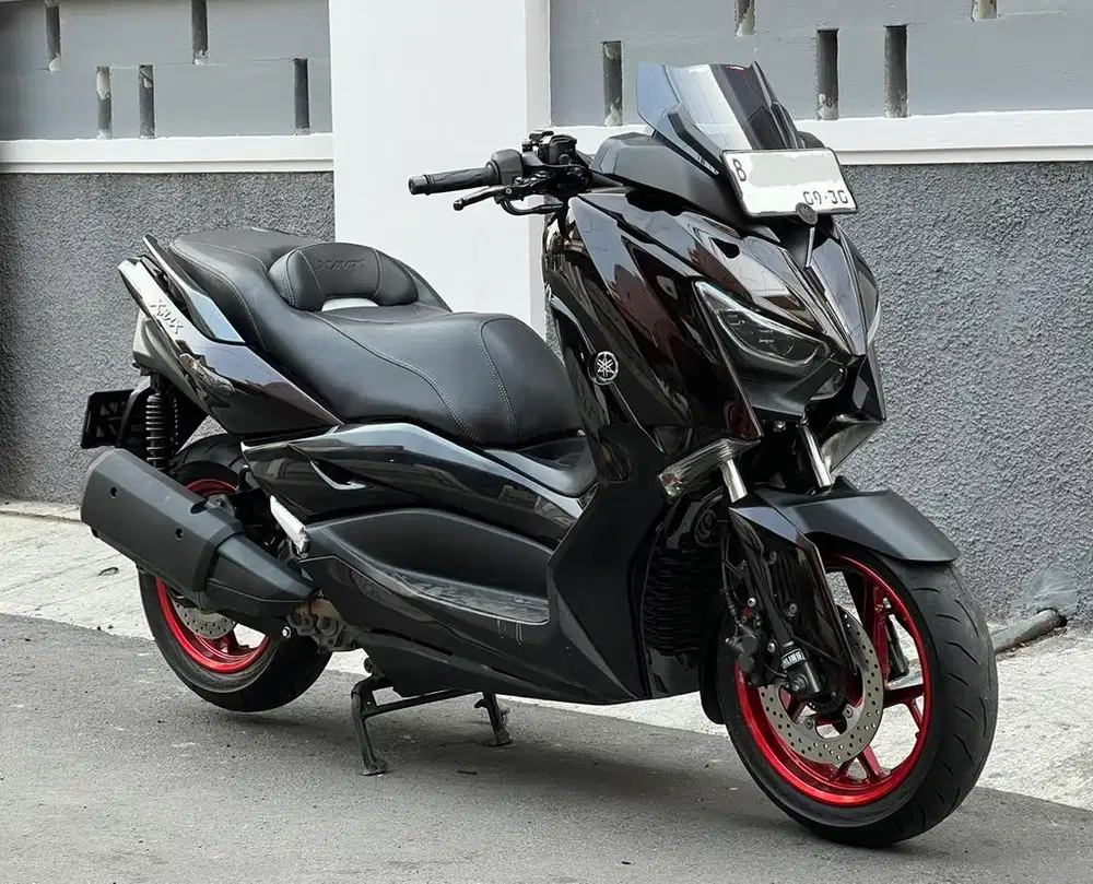 Yamaha Xmax ABS 250 2022 mulus no minus low KM modif hitam x max