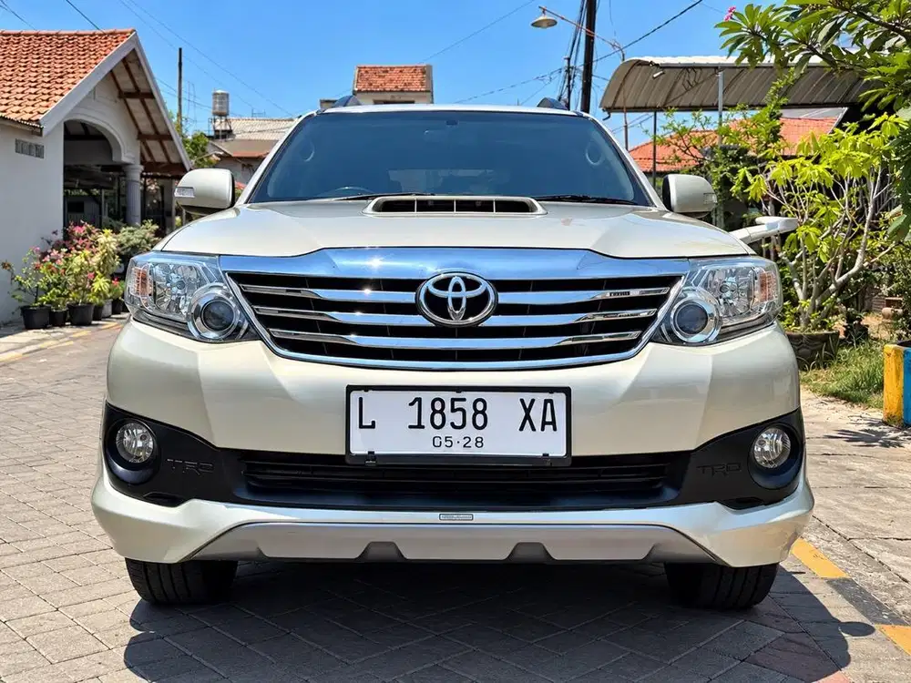 TOYOTA FORTUNER 2.5 VNT TRD DIESEL MATIC 2013