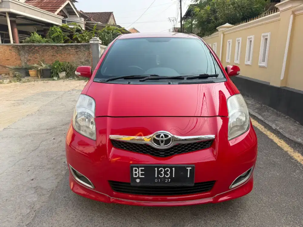 Yaris s limited 2011