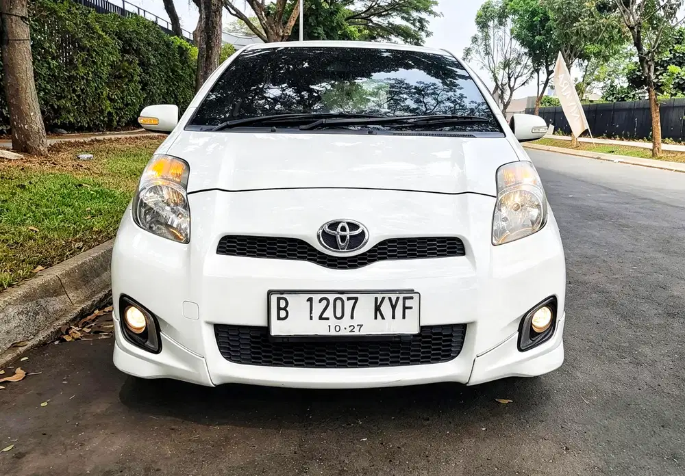 Yaris S Limited Automatic Thn 2012