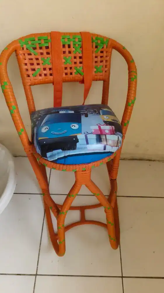 Kursi Rotan Dudukan Motor