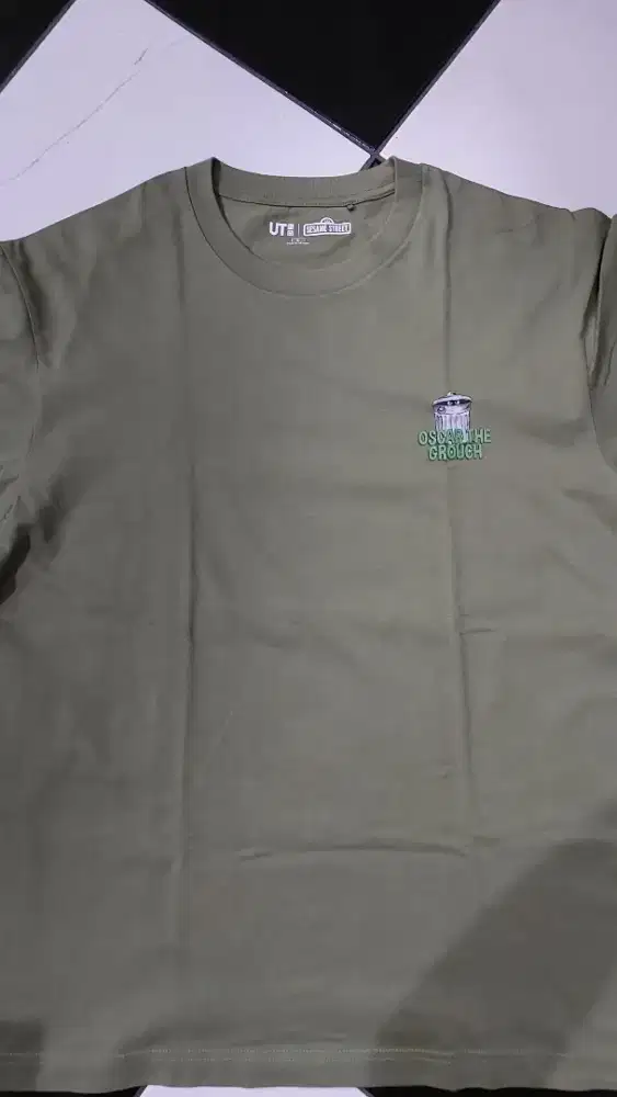 Uniqlo UT x Sesame Street
