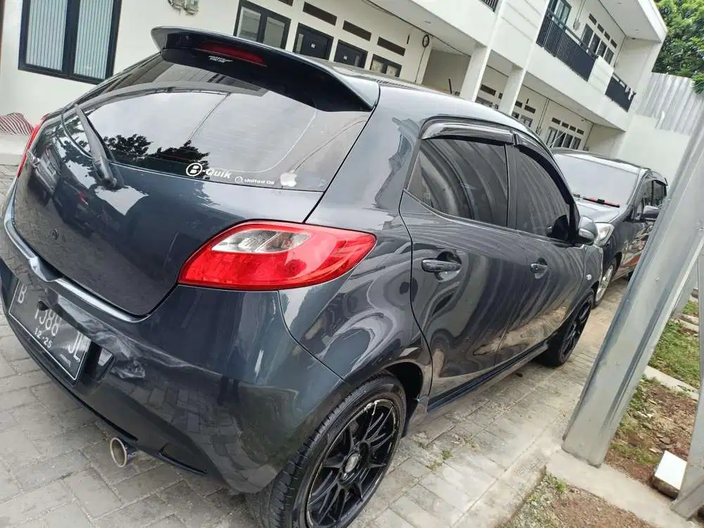 Mazda 2 Non Sky 1.5L Type R HB Tahun 2010 Bensin A/T