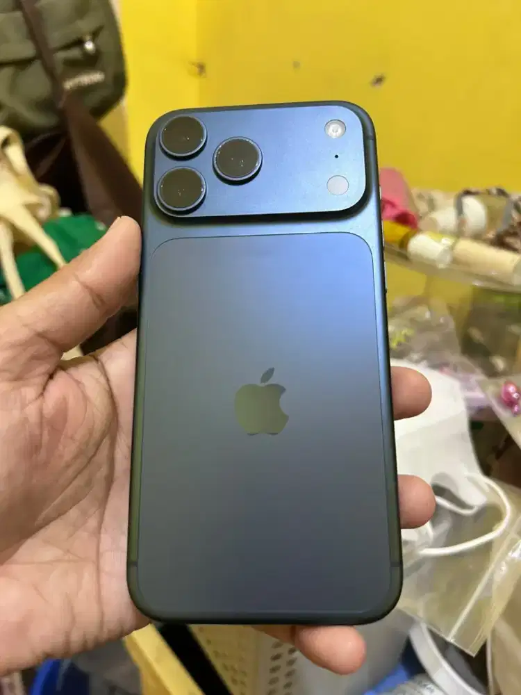 iPhone 17 promax 256 (iBox)