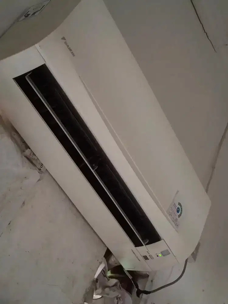 Ac daikin 0.5pk 1/2pk bodi bagus, 0.5 1/2 pk