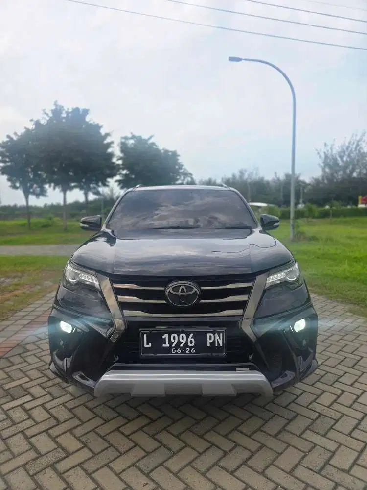 Toyota Fortuner Vrz upgrade trd